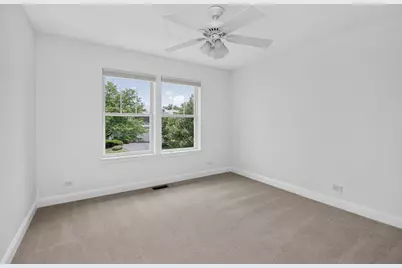 207 Tanglewood Drive, Glen Ellyn, IL 60137 - Photo 16