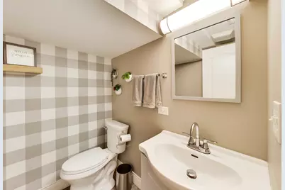 3201 Highland Avenue, Berwyn, IL 60402 - Photo 36