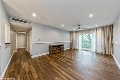 5101 Carriageway Drive #B309, Rolling Meadows, IL 60008 - Photo 8