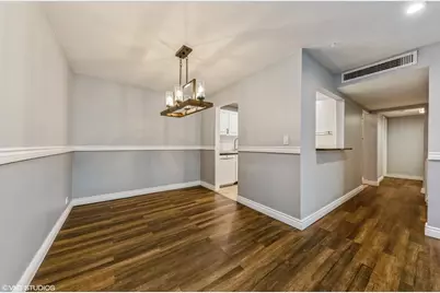 5101 Carriageway Drive #B309, Rolling Meadows, IL 60008 - Photo 10