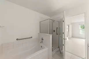 631 Dunhill Ln, Carol Stream, IL 60188 - Photo 22