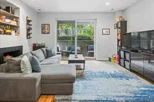 4303 N Kenmore Ave, Chicago, IL 60613 - Photo 2