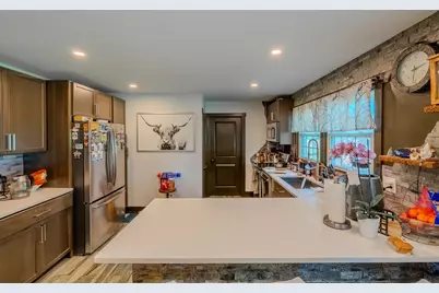 680 Indian Spring Lane, Buffalo Grove, IL 60089 - Photo 6