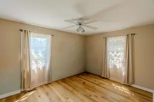 680 Indian Spring Ln, Buffalo Grove, IL 60089 - Photo 14