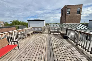 1122 W Newport Ave, Chicago, IL 60657 - Photo 24
