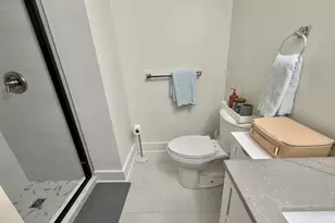 1122 W Newport Ave, Chicago, IL 60657 - Photo 18