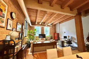 1122 W Newport Ave, Chicago, IL 60657 - Photo 12