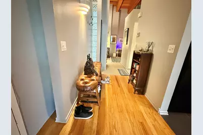 1122 W Newport Avenue #1A, Chicago, IL 60657 - Photo 8