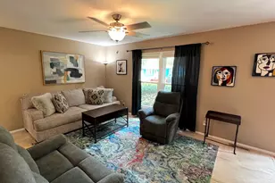 2603 Trafalgar Square, Champaign, IL 61821 - Photo 4