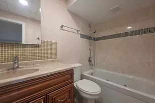 375 Plum Creek Dr, Wheeling, IL 60090 - Photo 12