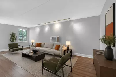 322 W Miner Street #1C, Arlington Heights, IL 60005 - Photo 2