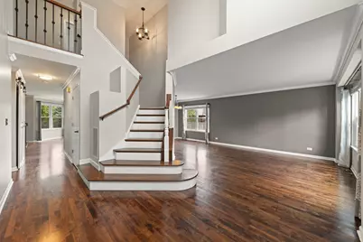 808 Livingston Court, Naperville, IL 60540 - Photo 4