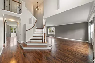 808 Livingston Ct, Naperville, IL 60540 - Photo 4