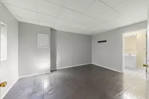 808 Livingston Ct, Naperville, IL 60540 - Photo 32