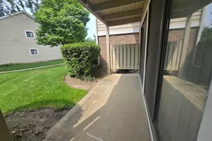 349 Newgate Ct, Schaumburg, IL 60193 - Photo 22
