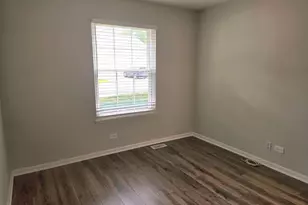 349 Newgate Ct, Schaumburg, IL 60193 - Photo 18