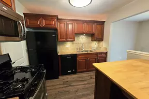 349 Newgate Ct, Schaumburg, IL 60193 - Photo 6