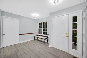 445 Cromwell Cir, Bartlett, IL 60103 - Photo 4