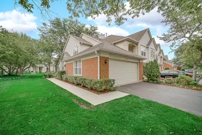 445 Cromwell Circle #1, Bartlett, IL 60103 - Photo 2