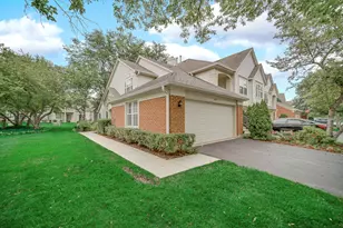 445 Cromwell Cir, Bartlett, IL 60103 - Photo 2