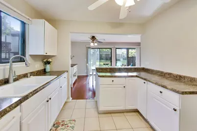 265 Wilmette Court #B1, Schaumburg, IL 60193 - Photo 10