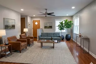 6525 N Kedzie Ave, Chicago, IL 60645 - Photo 2