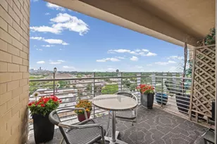 4350 N Broadway St, Chicago, IL 60613 - Photo 28
