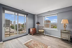 4350 N Broadway St, Chicago, IL 60613 - Photo 18