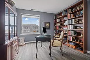4350 N Broadway St, Chicago, IL 60613 - Photo 24