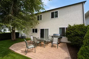 524 Truman Dr, Oswego, IL 60543 - Photo 4