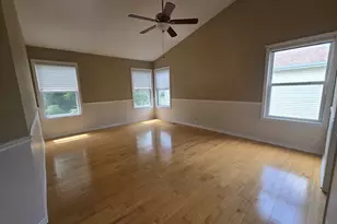 217 Lexington Ct, Grayslake, IL 60030 - Photo 12