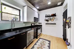 1465 W Fargo Ave, Chicago, IL 60626 - Photo 14