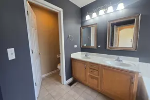 2265 W Bentley Ln, Round Lake, IL 60073 - Photo 12