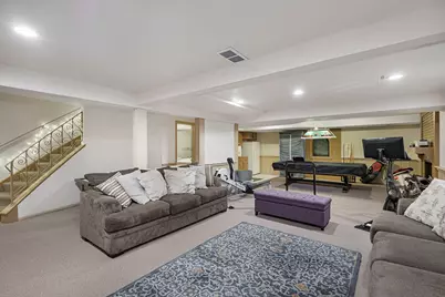 32 Chatham Lane, Oak Brook, IL 60523 - Photo 18