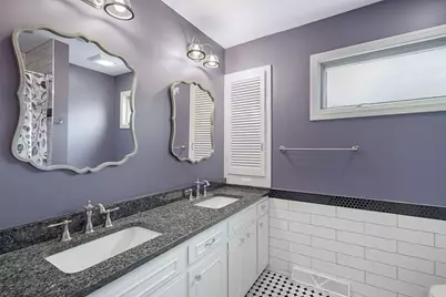 32 Chatham Lane, Oak Brook, IL 60523 - Photo 16