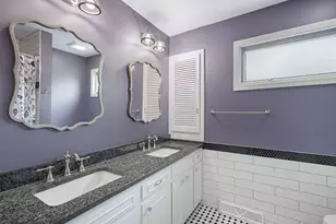 32 Chatham Ln, Oak Brook, IL 60523 - Photo 16