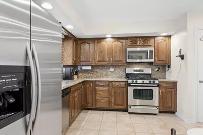 2417 Salceda Drive, Northbrook, IL 60062 - Photo 6