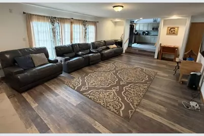 24363 S Independence Boulevard, Crete, IL 60417 - Photo 2