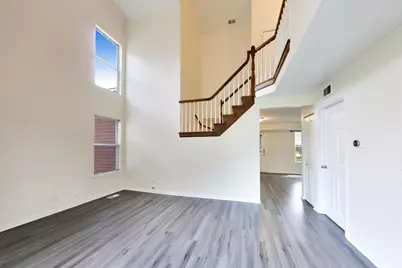 1227 Huntington Drive, Mundelein, IL 60060 - Photo 10