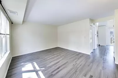 1227 Huntington Drive, Mundelein, IL 60060 - Photo 2