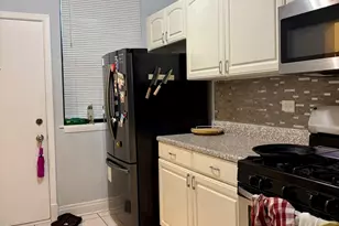 906 W Sunnyside Ave, Chicago, IL 60640 - Photo 8