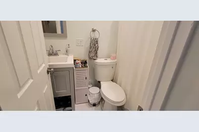 930 W Belmont Avenue #201, Chicago, IL 60657 - Photo 12