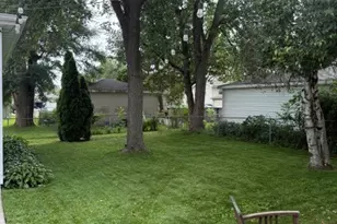 524 Gordon Dr, Crete, IL 60417 - Photo 4