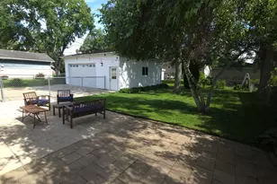 524 Gordon Dr, Crete, IL 60417 - Photo 24