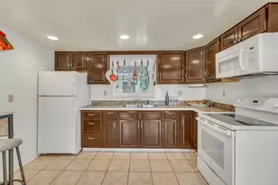 407 Hamilton St, Wilmington, IL 60481 - Photo 8
