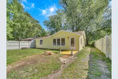407 Hamilton Street, Wilmington, IL 60481 - Photo 2