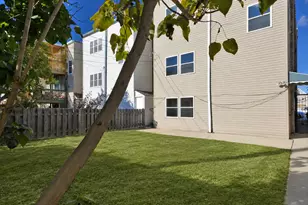 2719 W Belmont Ave, Chicago, IL 60618 - Photo 10