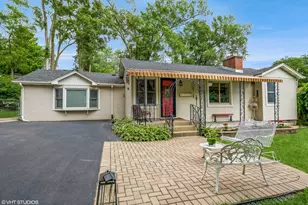 6206 Hilly Way, Cary, IL 60013 - Photo 2