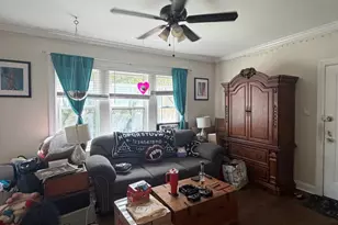 6485 W Roscoe St, Chicago, IL 60657 - Photo 8