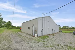 4568 State Rte 161 Ext, Kell, IL 62853 - Photo 42